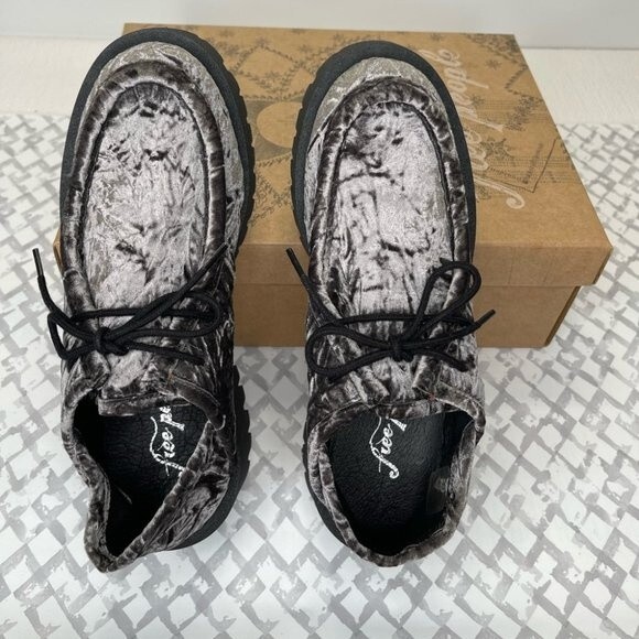 Free People Convertible Velvet Loafer, Gray/Black, Size EU 38 (US 8) - Picture 3 of 8